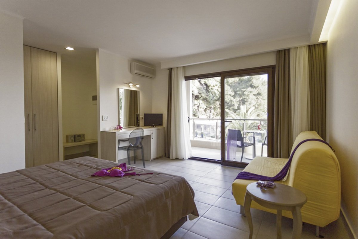 Lagomandra Beach Hotel -smestaj