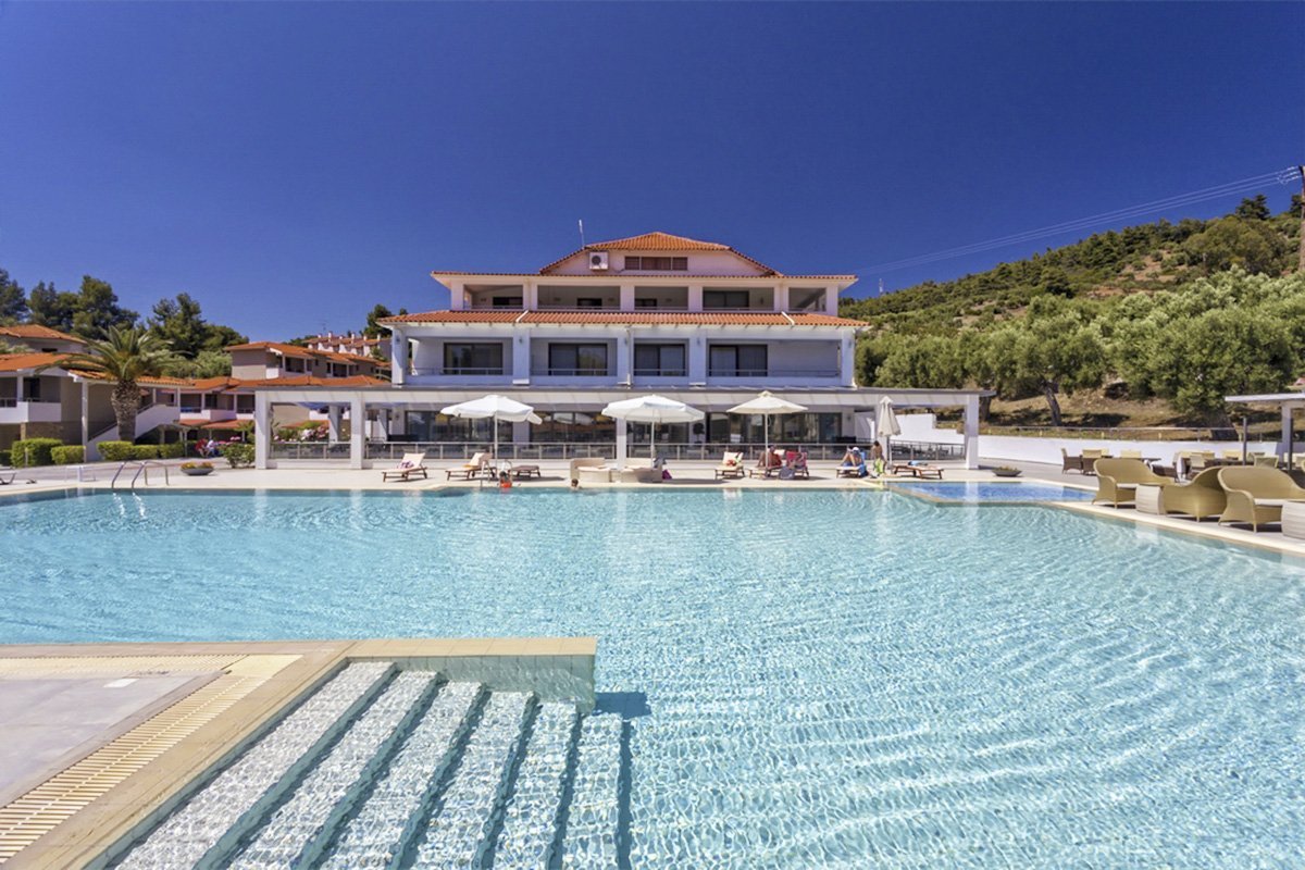 Lagomandra Beach Hotel - bazen