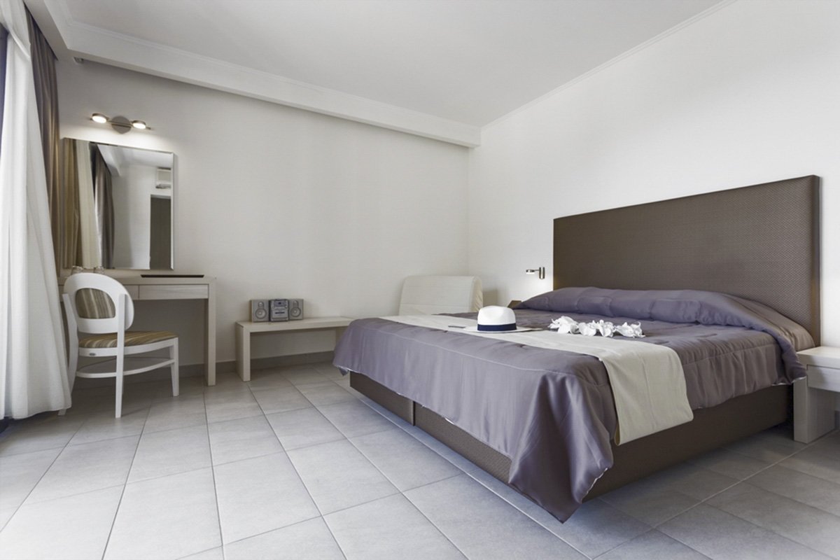 Lagomandra Beach Hotel - smestaj