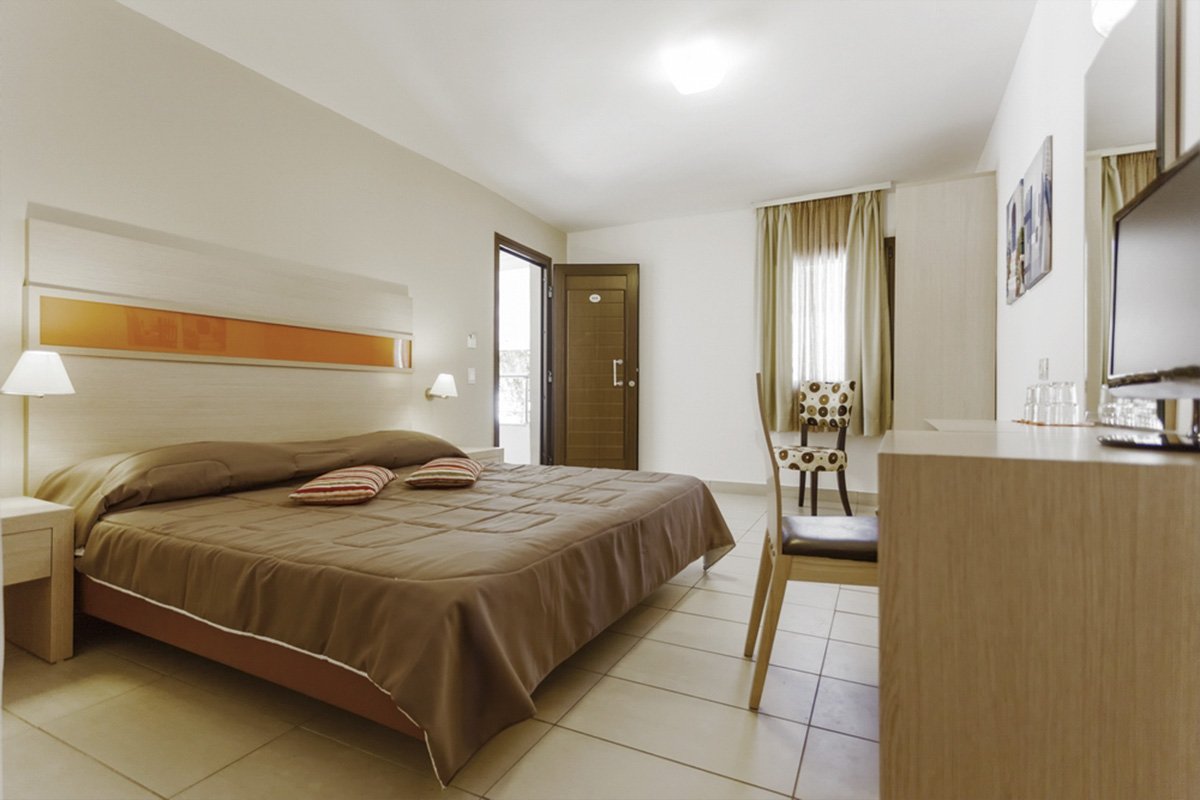 Lagomandra Beach Hotel - smestaj