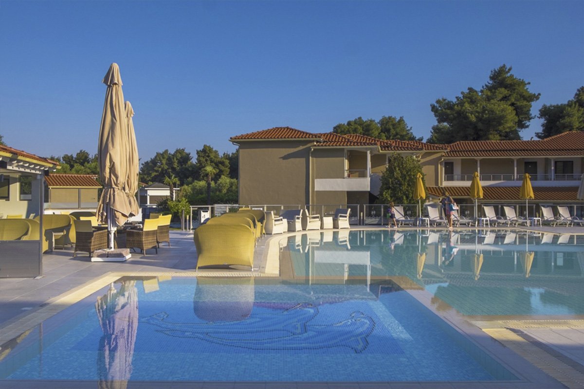Lagomandra Beach Hotel - bazen