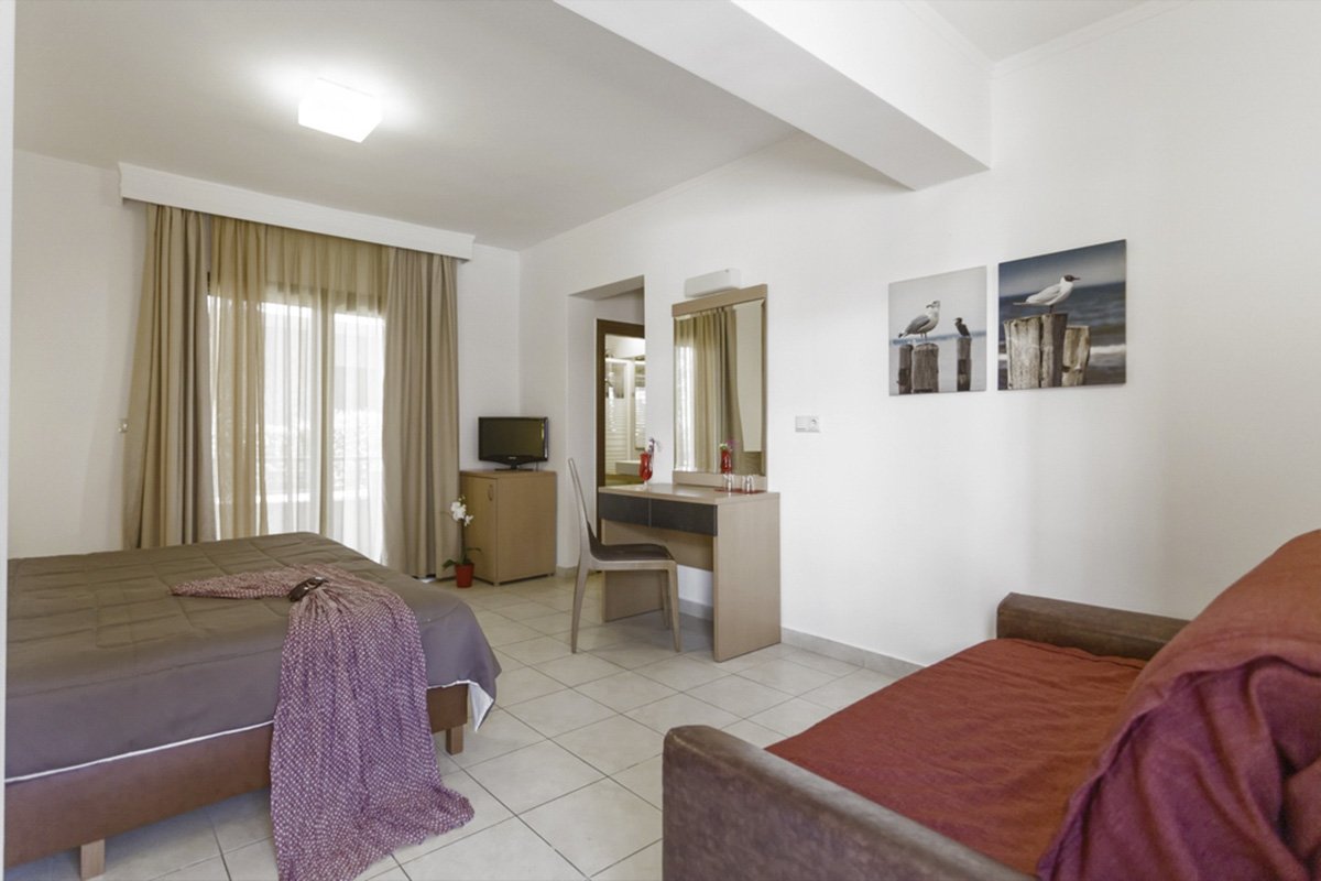 Lagomandra Beach Hotel - letovanje
