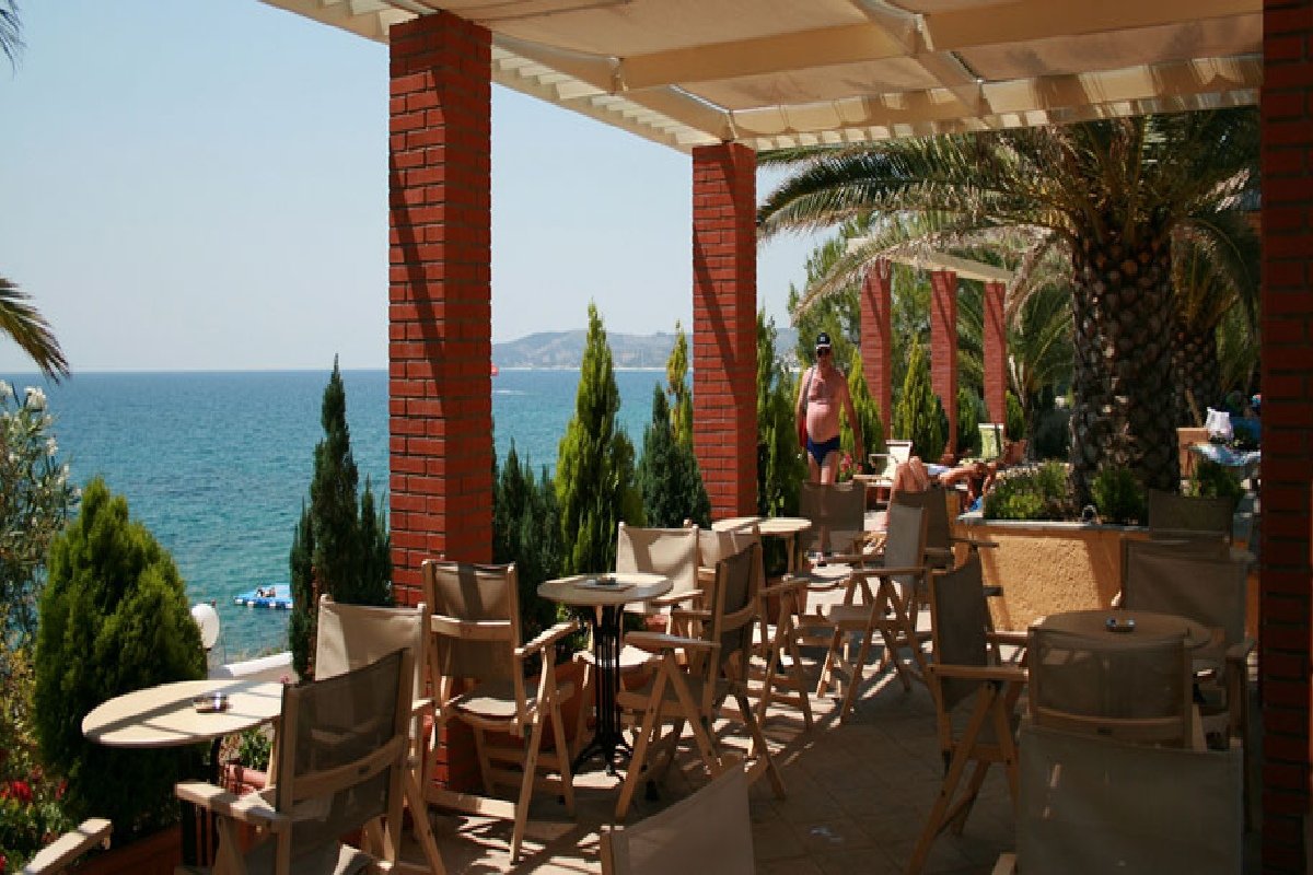 Pogled hotel Alexandra beach Potos