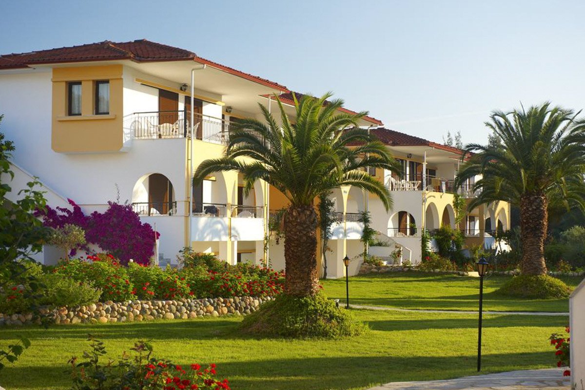 Hotel Chrousso Village dvoriste