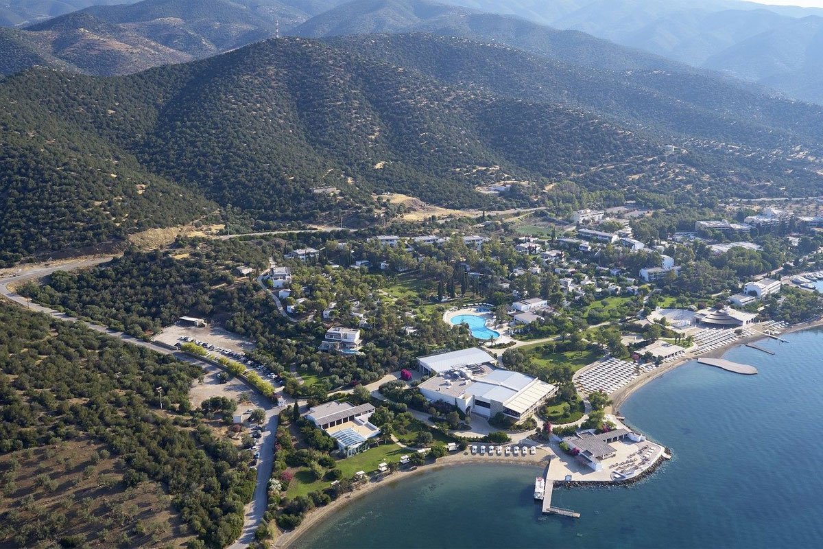 Barcelo Hydra Beach panorama Thermisia