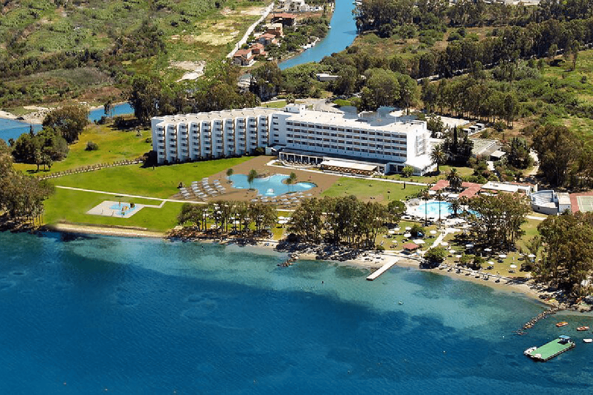 Hotel Louis Kerkyra Blue spolja