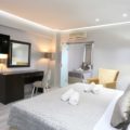 Thumbnail of http://Tropical%20hotel%20sobe