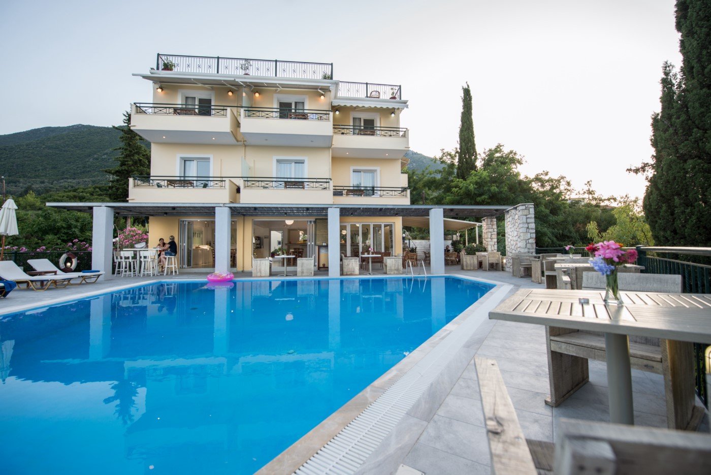 Aliki hotel bazen