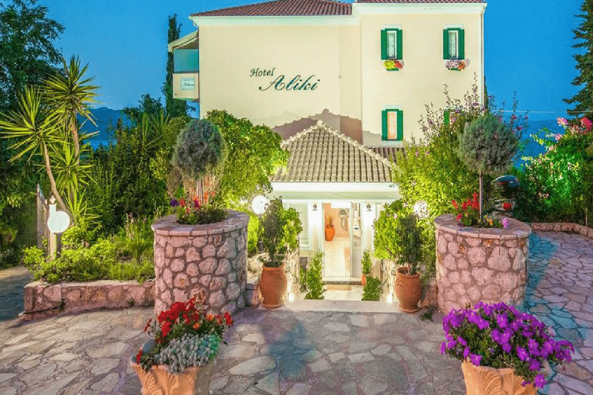 Aliki hotel Nikiana Lefkada spolja