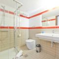 Thumbnail of http://Hotel%20Esperia%20kupatilo