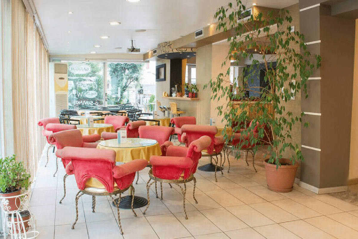 Hotel Paralia Inn cafe
