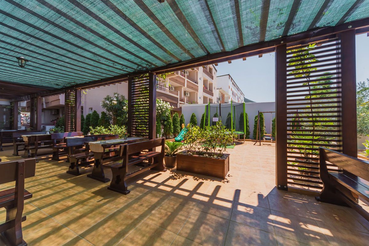 Hotel Adria Harmony bašta