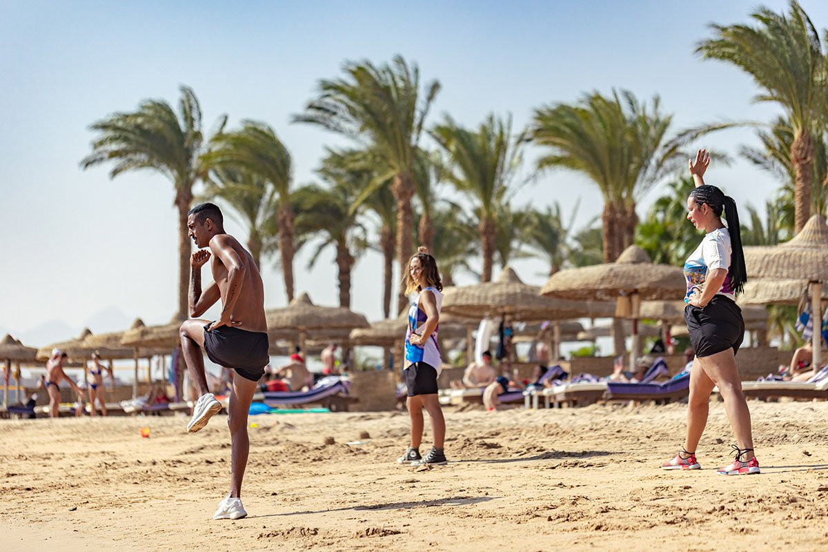 Sentido Palm Royale Hotel - aktivnost na plaži