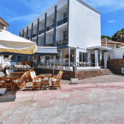 Hotel Ekin spolja