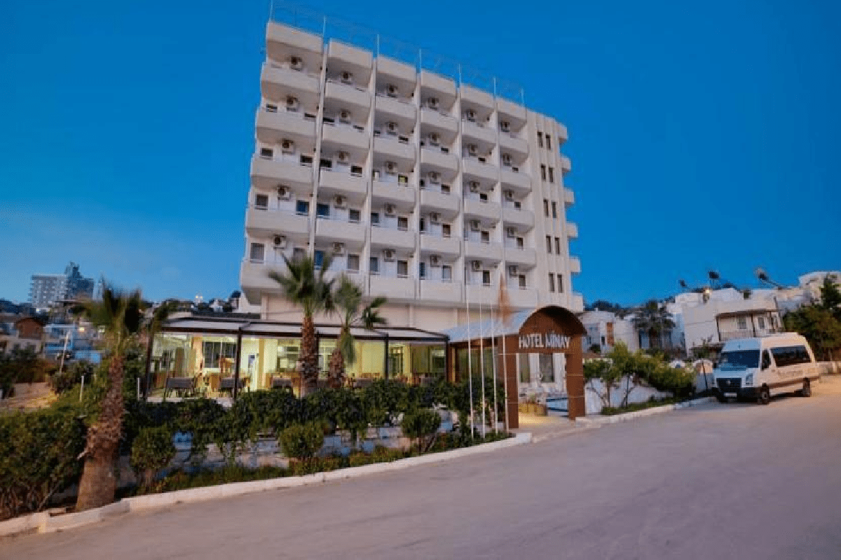 Hotel Minay Plus spolja