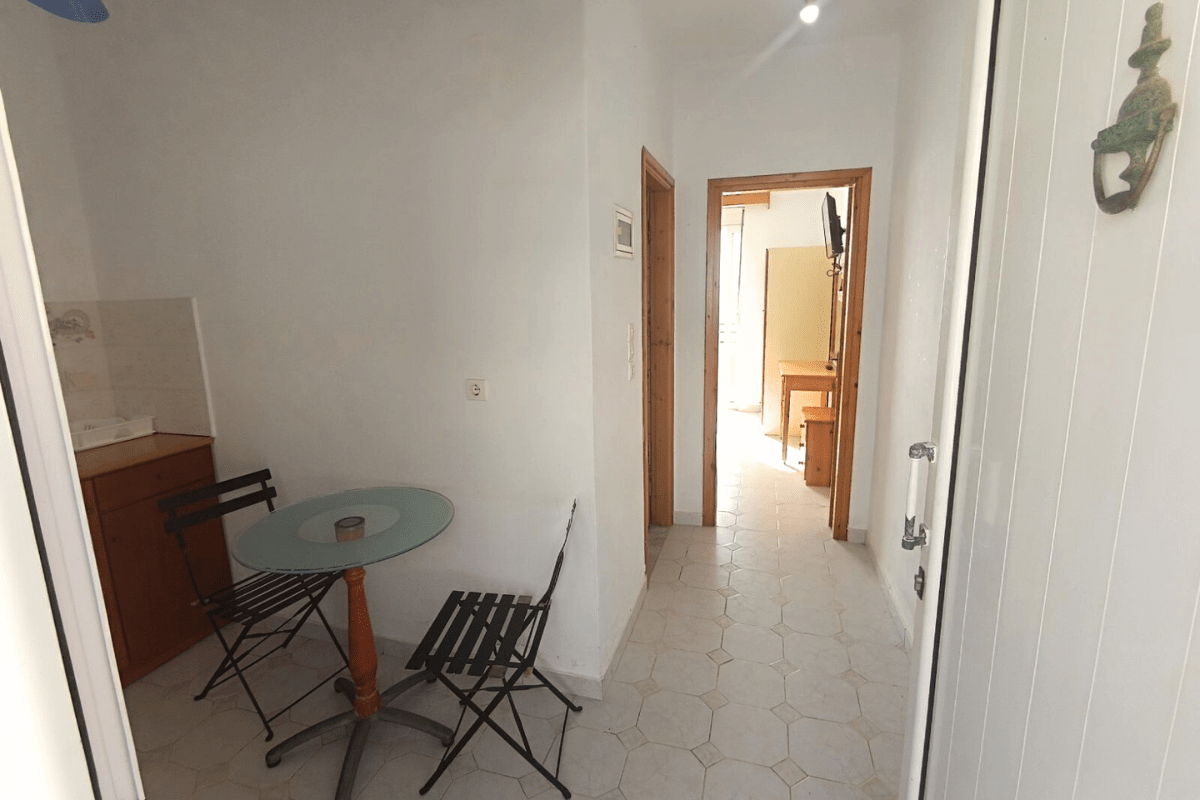 Luiza studio -Kuhinja - AquaTravel.rs