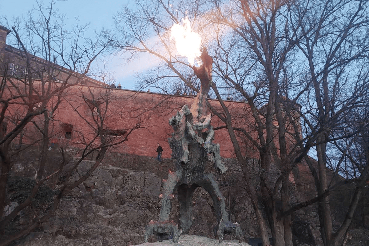 zmaj_vavael_krakov_aquatravel