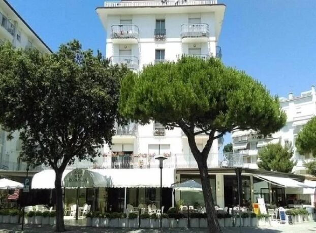 Alla Rotonda Lido di Jesolo spolja