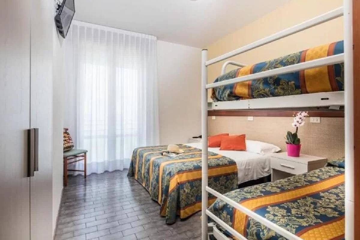 Hotel Bettina Lido di Jesolo kreveti na sprat
