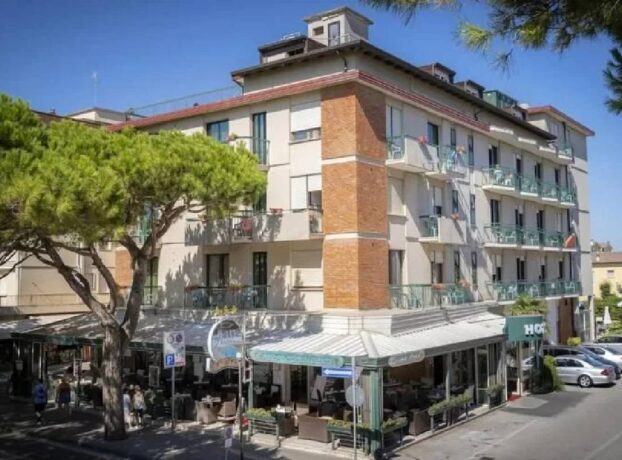 Hotel Harry Lido di Jesolo spolja