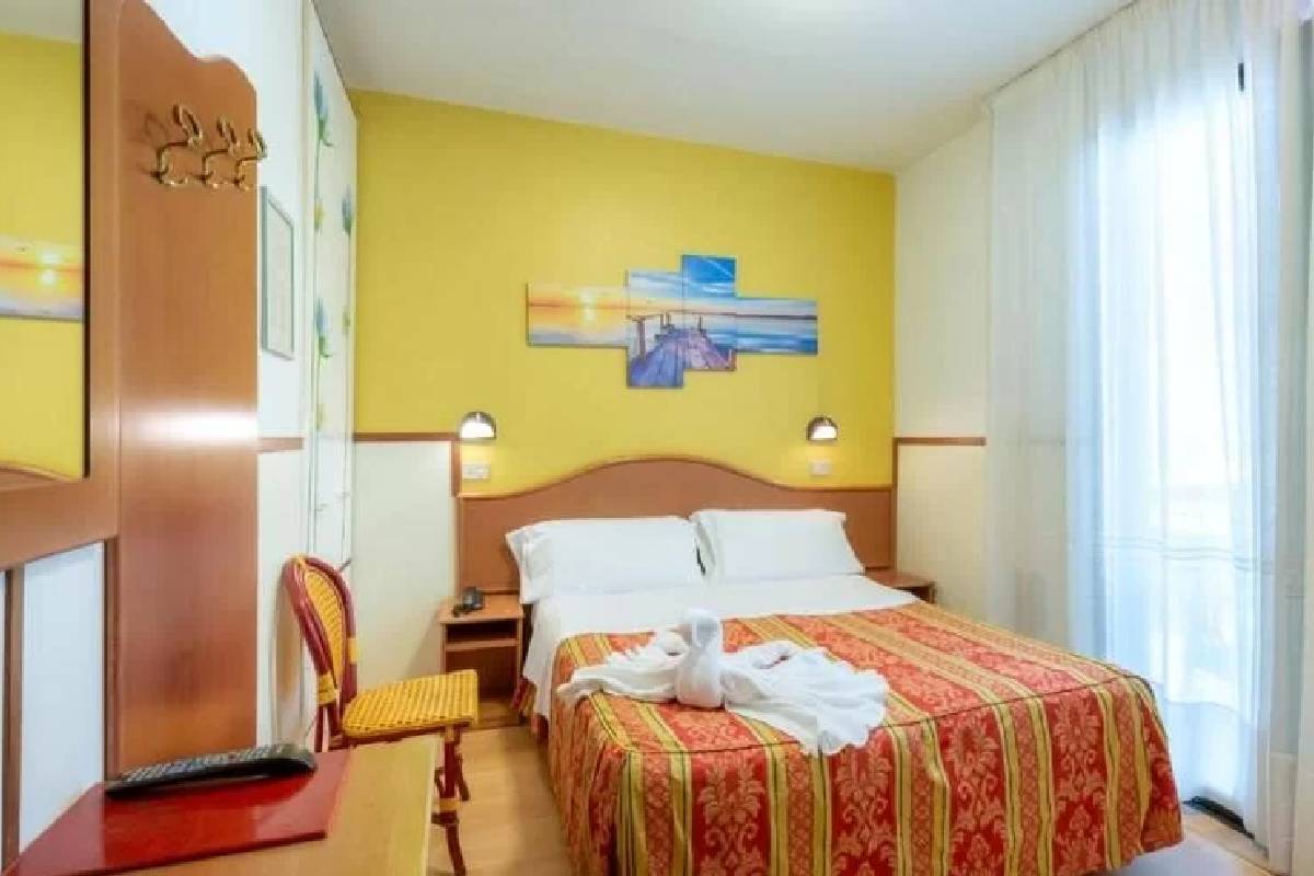 Hotel Harry Lido di Jesolo dvokrevetna soba