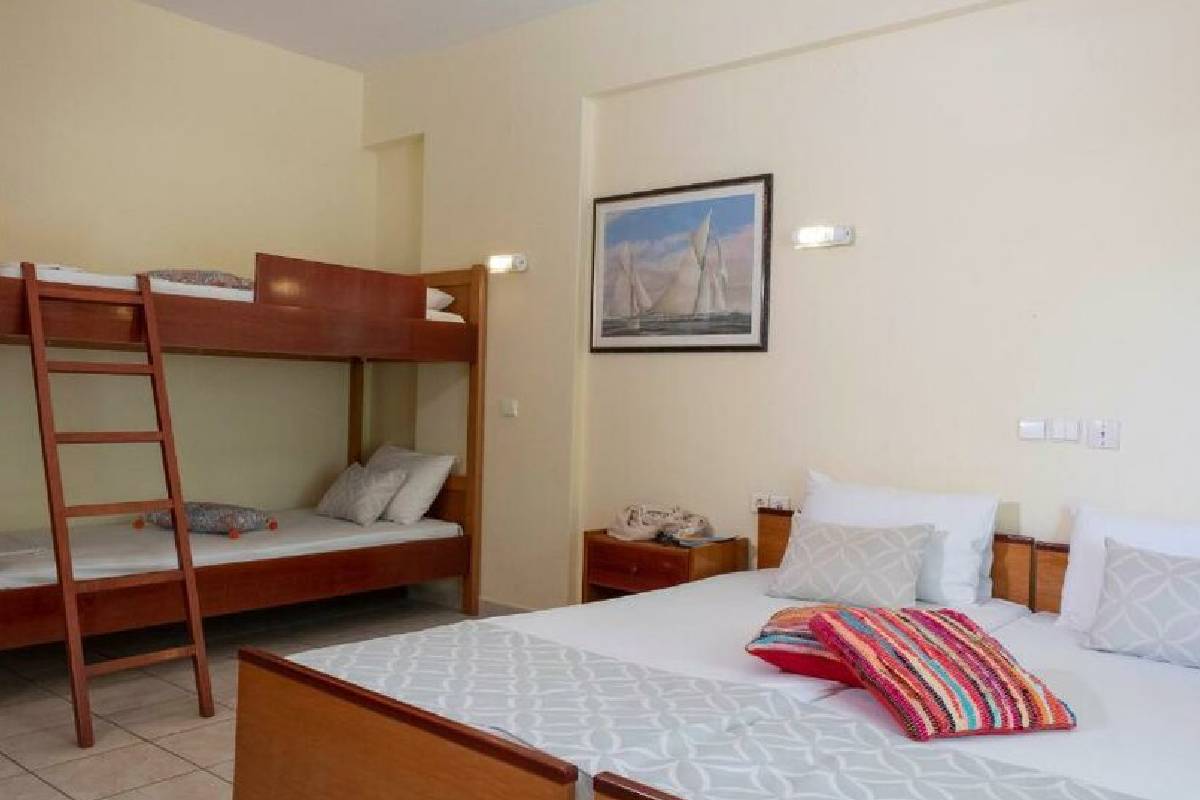 Hotel Aristidis Fourka soba s krevetima na sprat