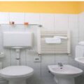 Thumbnail of http://Hotel%20Bahama%20Rimini%20toalet