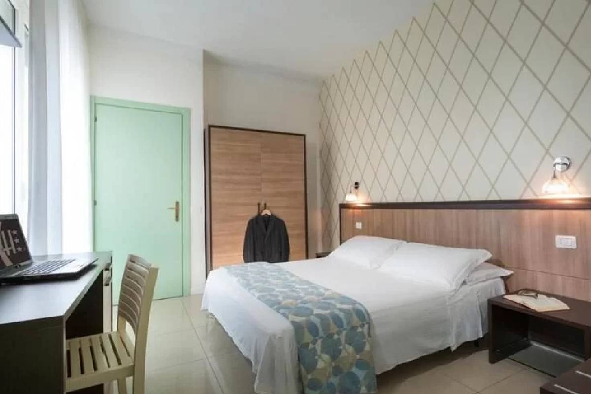 Hotel Calypso Rimini soba
