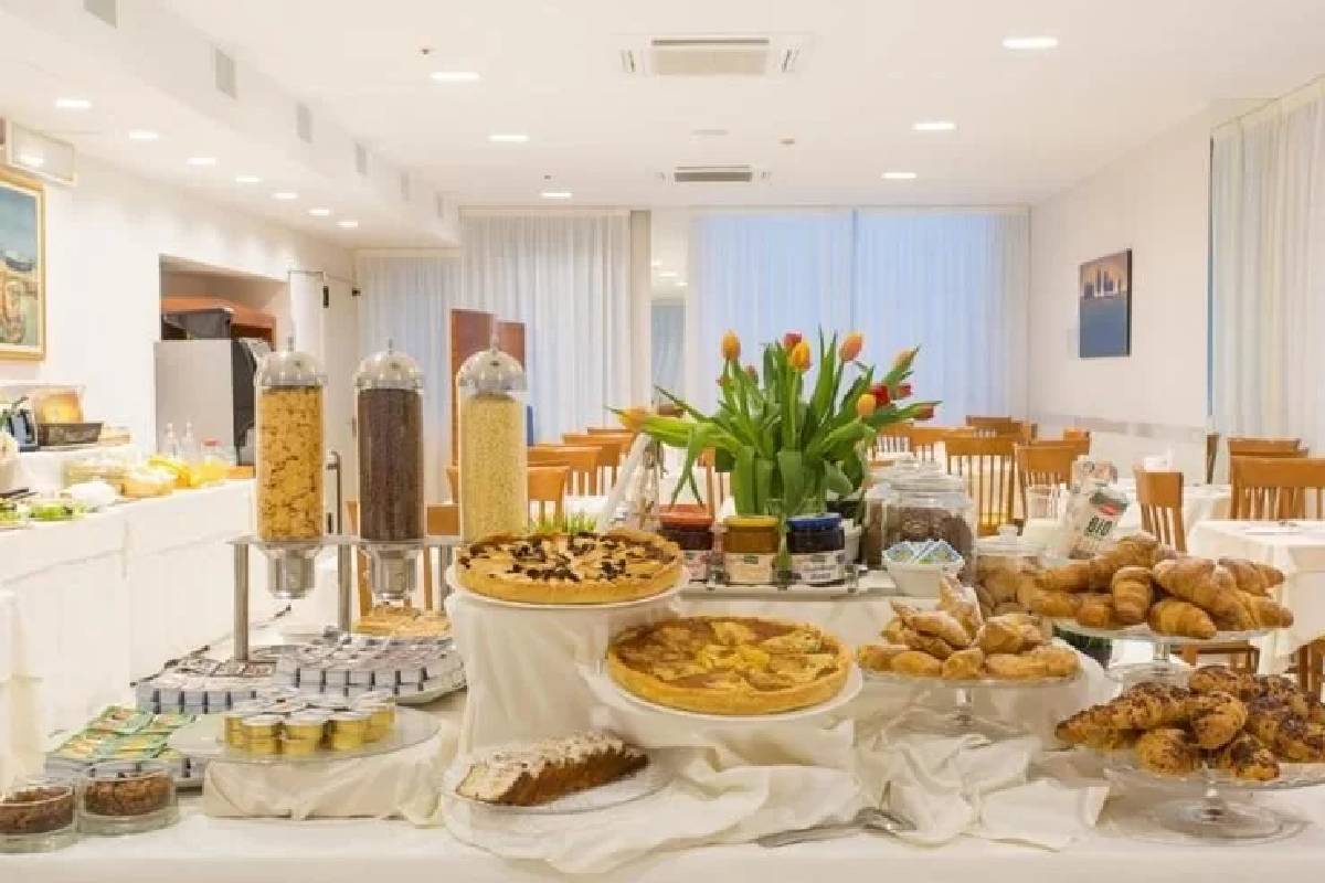 Hotel Calypso Rimini švedski sto