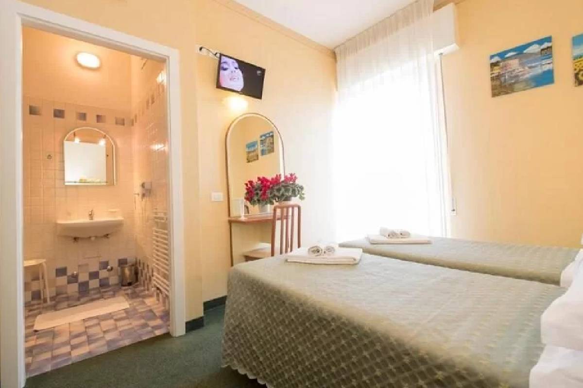 Hotel Crosal Rimini dvokrevetna soba