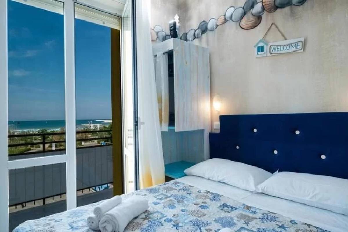 Hotel Crosal Rimini Italija smeštaj