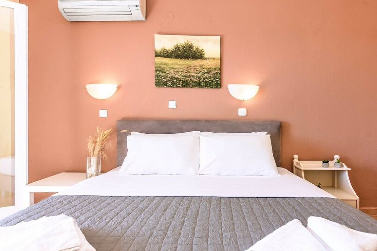Hotel Julia Fourka francuski ležaj