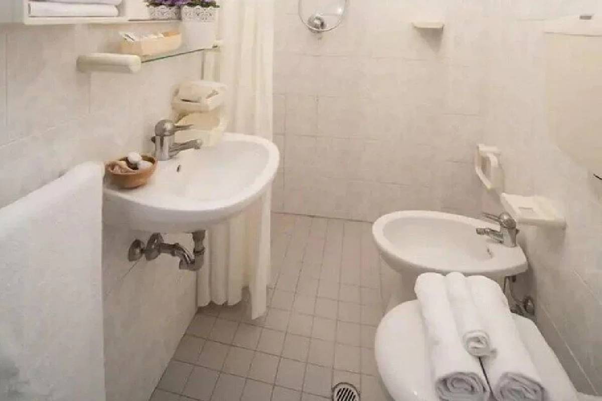 Hotel Mamy Rimini kupatilo