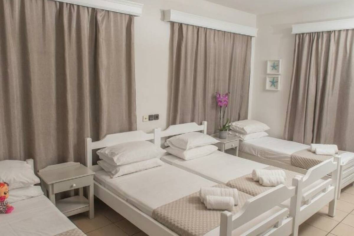 Hotel Aqua Beachfront Olympic Beach smeštaj