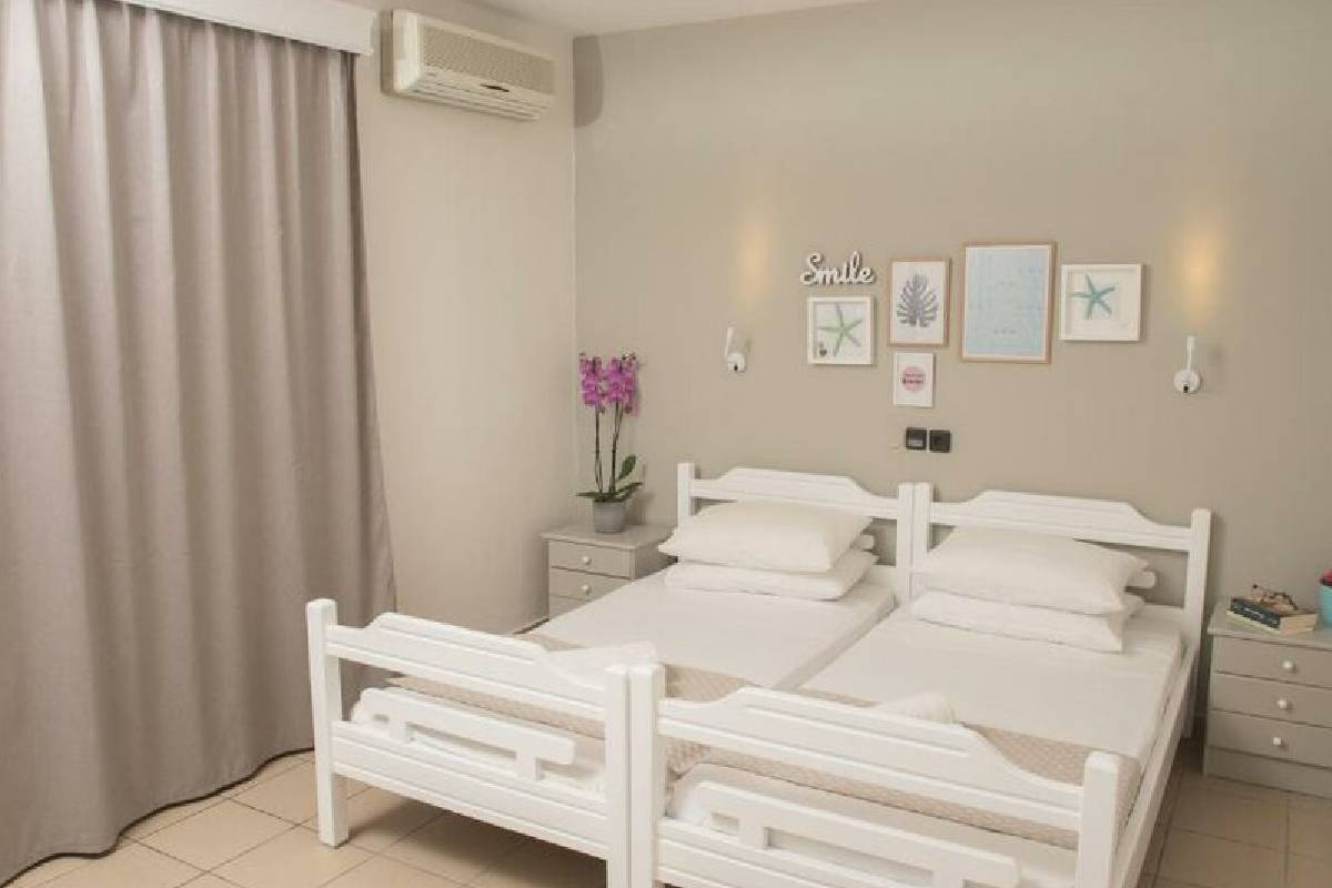 Hotel Aqua Beachfront Olympic Beach smeštaj