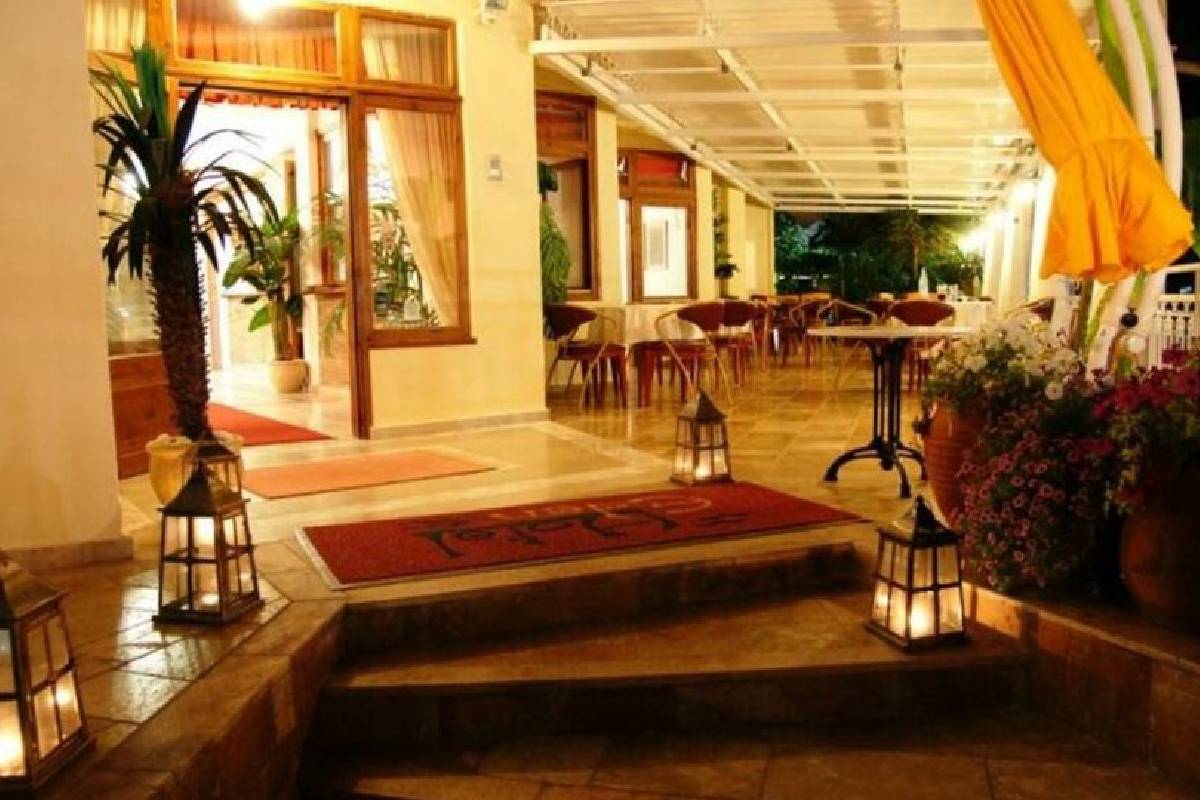 Hotel Eden Nei Pori ulaz
