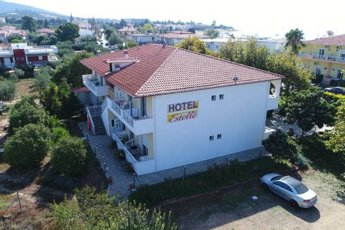 Hote Estelle Gerakini Halkidiki parking
