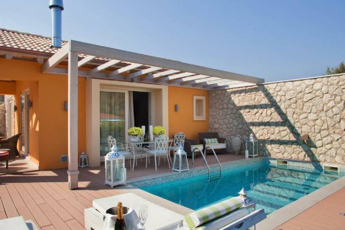 Hotel Litohoro Olympus Resort private pool