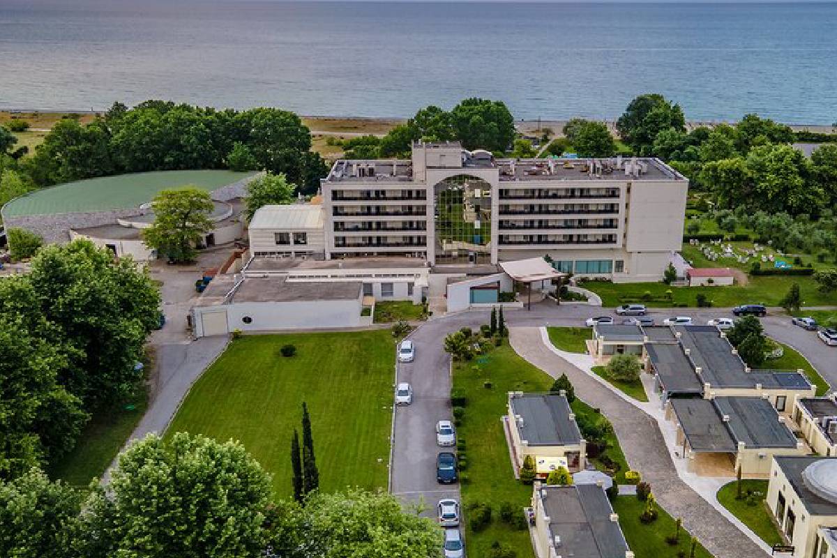 Hotel Olympian Bay