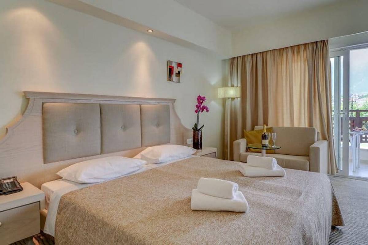 Hotel Olympian Bay Grand Leptokari suite