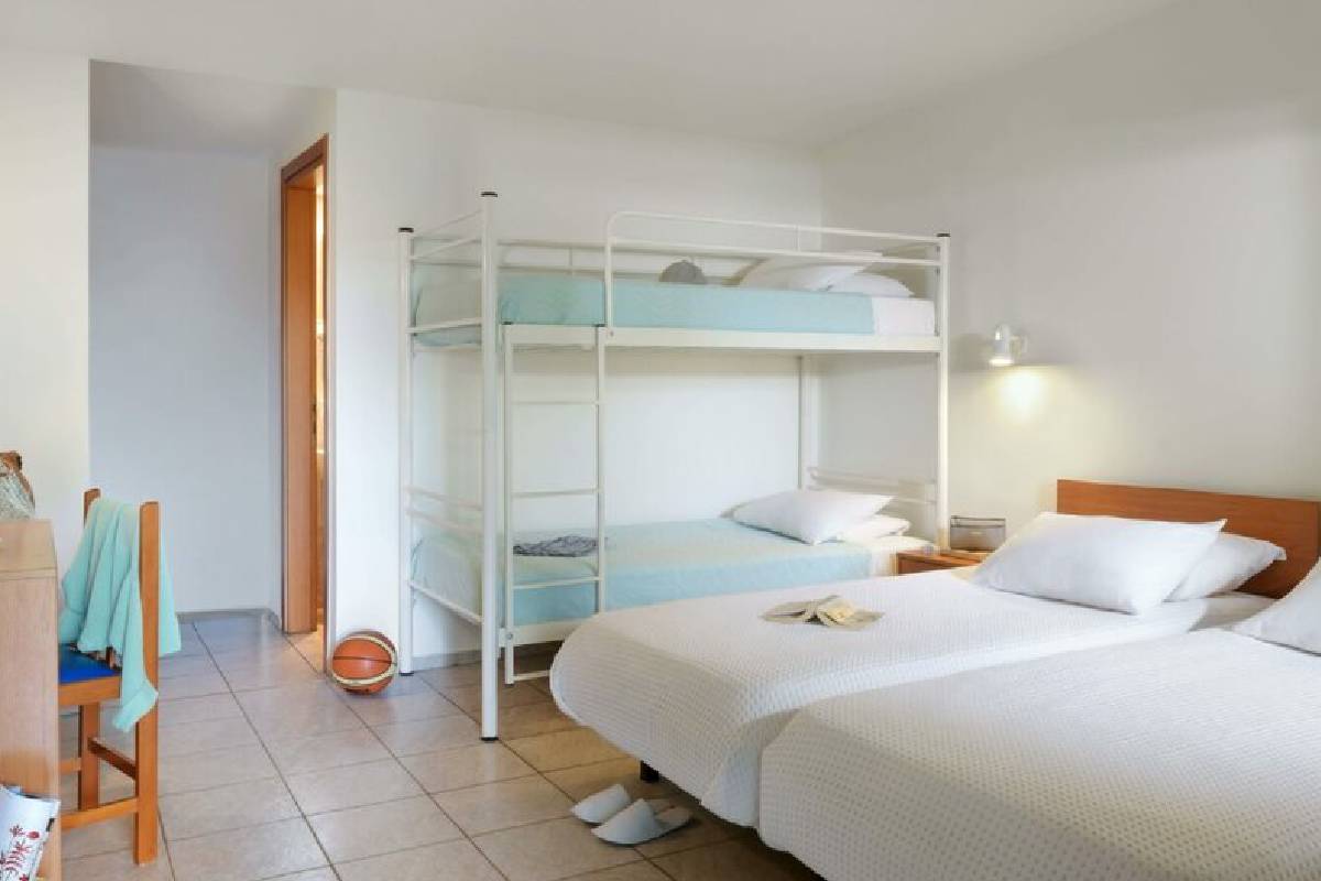 Hotel Olympios Zeus family room