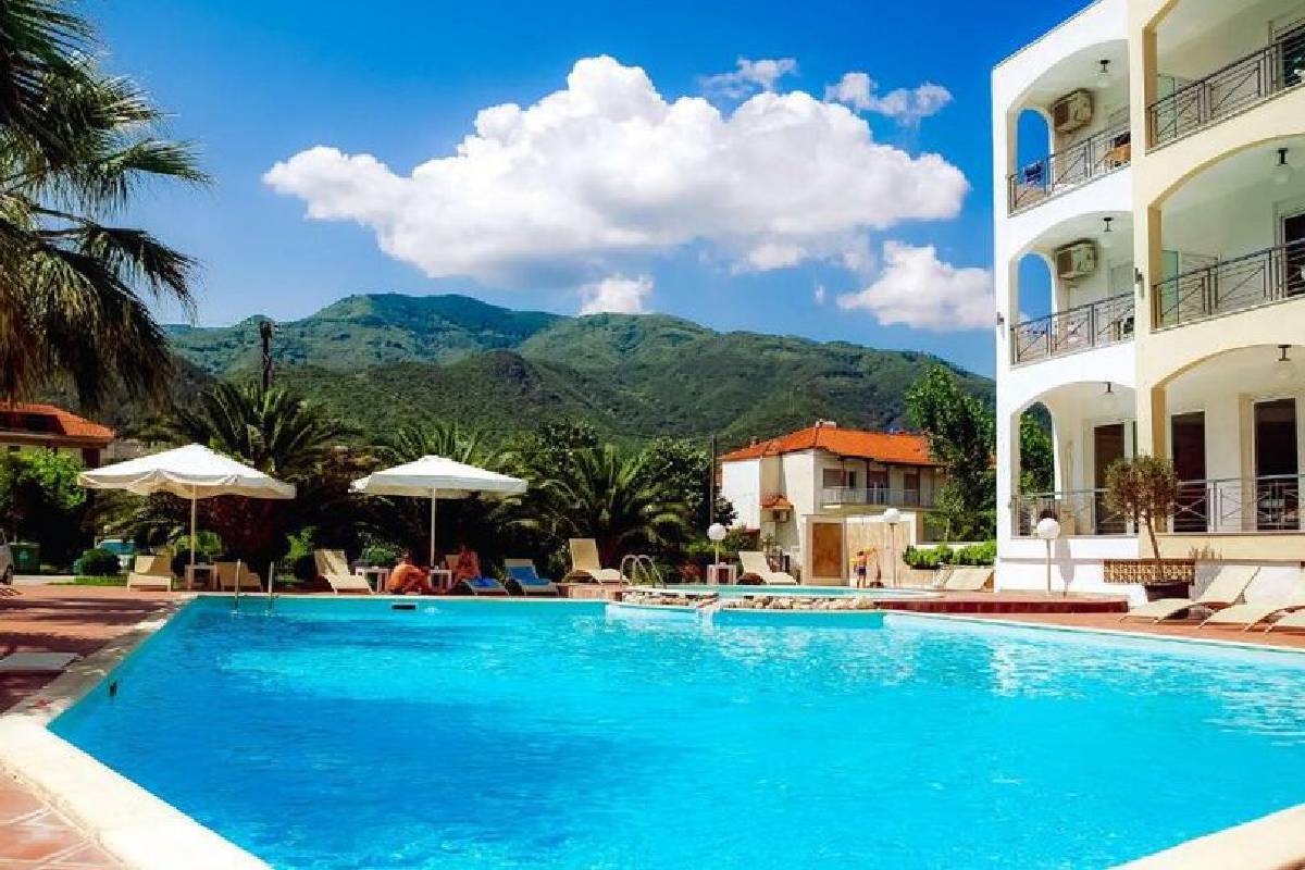 Hotel Stavros Beach bazen