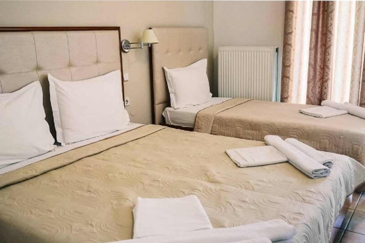 Hotel Stavros Beach trokrevetna soba