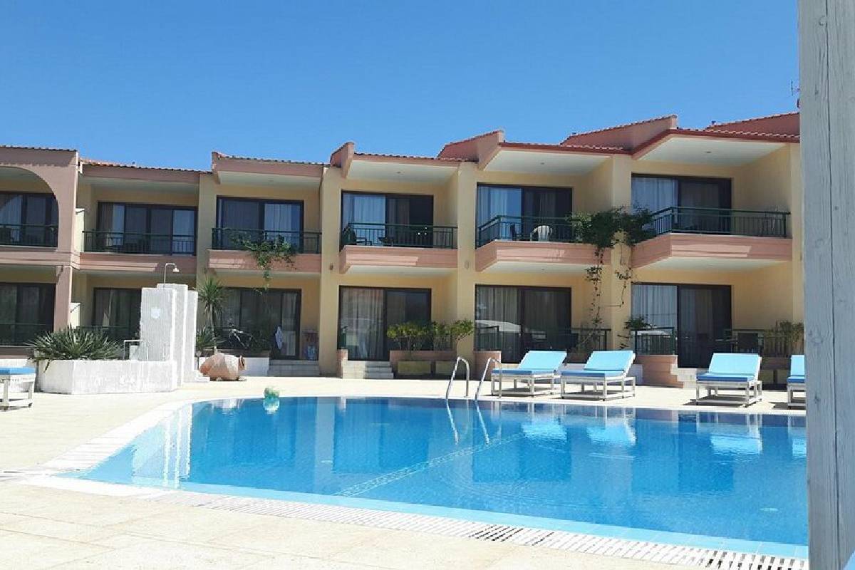 Hotel Toroni Blue Sea bazen