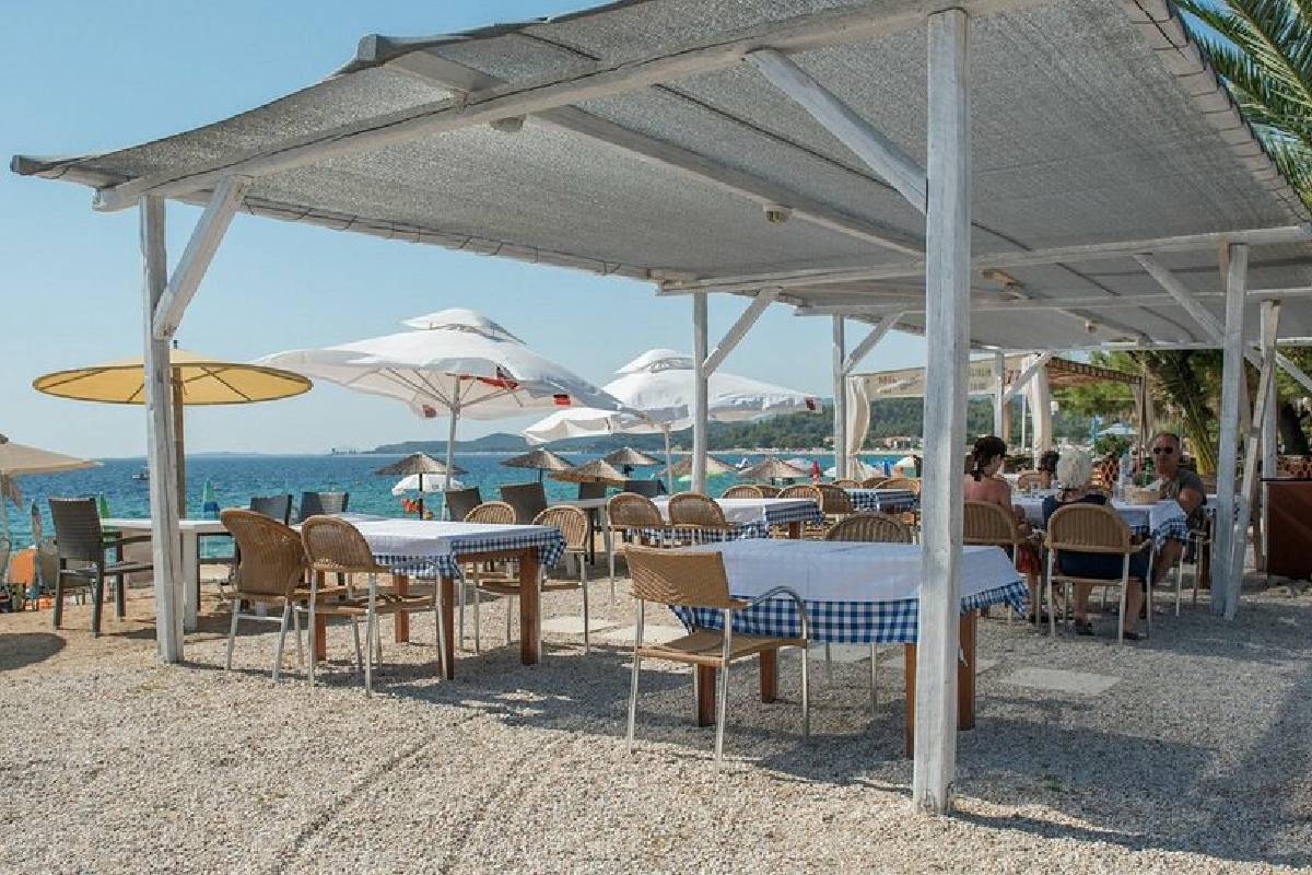 Hotel Toroni Blue Sea restoran
